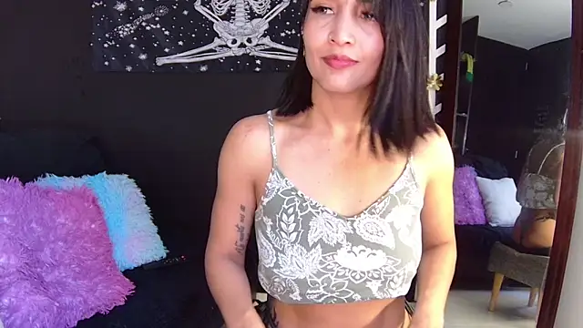 EvangelineCors online show from 02-08-25, 07:05