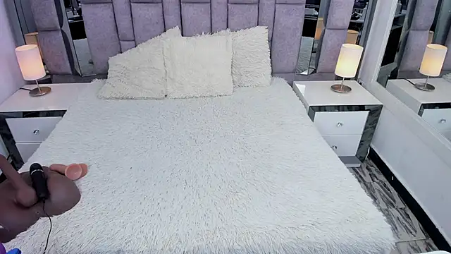 EMMAHILL1 online show from 02-18-26, 11:17