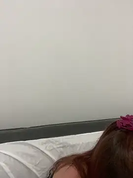 lovebellagrey online show from 04-28-26, 02:44