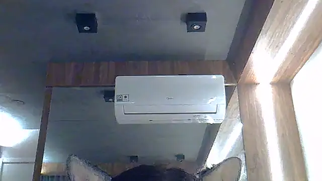 Snapshot of Skinny-Kitten chatting on 07-18-26, 04:22 Skinny-Kitten online show from 07-18-26, 04:22