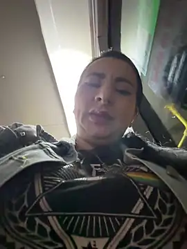 Abril Luv online show from 02-26-26, 12:31