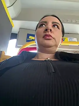 Abril Luv online show from 02-27-26, 12:16