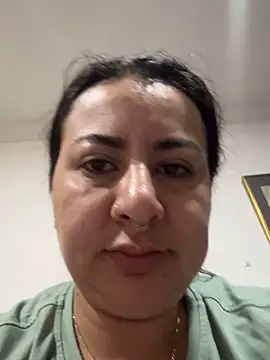 Snapshot of Abril_Luv chatting on 05-01-26, 03:27 Abril Luv online show from 05-01-26, 03:27