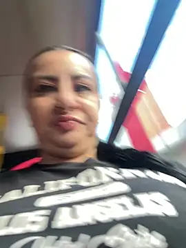 Snapshot of Abril_Luv chatting on 07-16-26, 12:00 Abril Luv online show from 07-16-26, 12:00