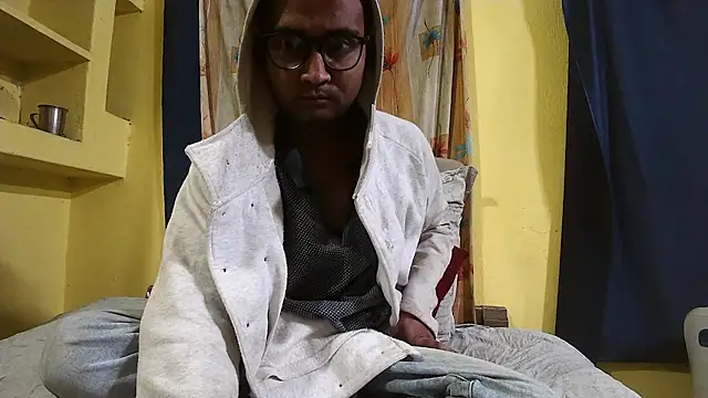 Snapshot of Cute_boy2000 chatting on 12-30-24, 07:42 Cute boy2000 online show from 12-30-24, 07:42