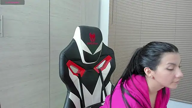 Gisell1501997 online show from 03-05-25, 01:52