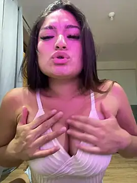 LuceroRm online show from 03-03-26, 05:57