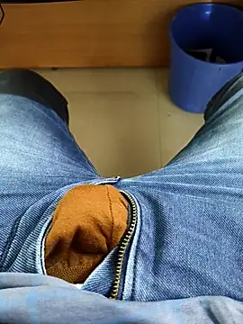 adicma123 online show from 01-13-26, 06:29