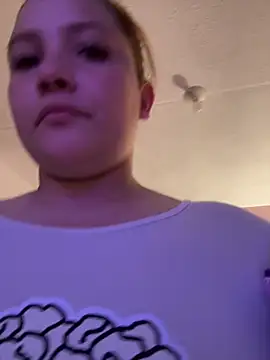 EmilyBarragan online show from 01-16-25, 04:28