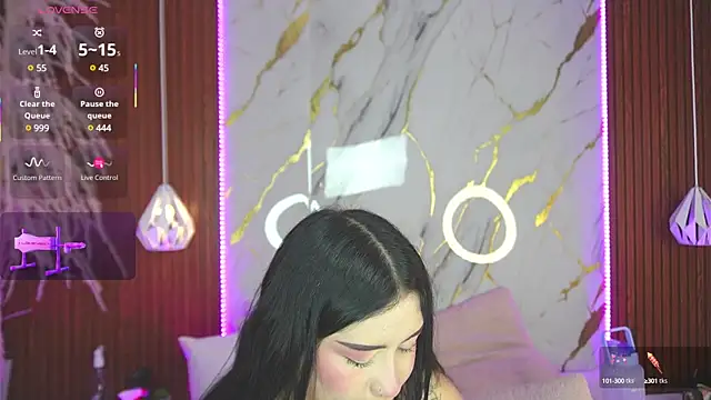 haylie  online show from 02-08-25, 05:18