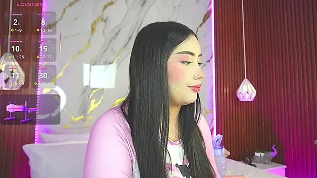 haylie  online show from 02-10-25, 03:13