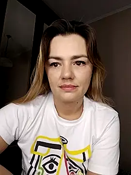 KrissSexi online show from 10-25-25, 05:59