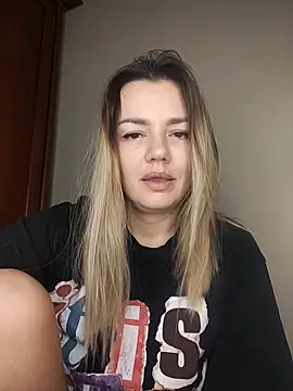 KrissSexi online show from 12-21-25, 01:46