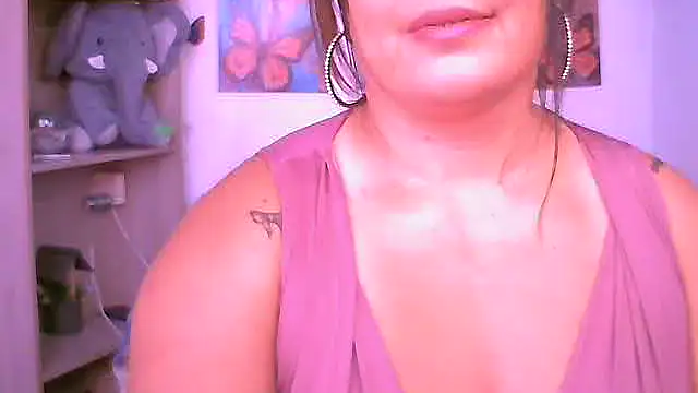 ChiaraFioree online show from 05-04-26, 06:59