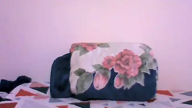 Snapshot of ChiaraFioree chatting on 06-13-26, 07:01 ChiaraFioree online show from 06-13-26, 07:01