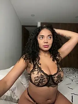 Snapshot of Mariecurl chatting on 03-16-25, 07:49 Mariecurl online show from 03-16-25, 07:49