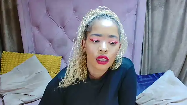 AFRICANGODDESSXXX online show from 10-25-25, 01:13