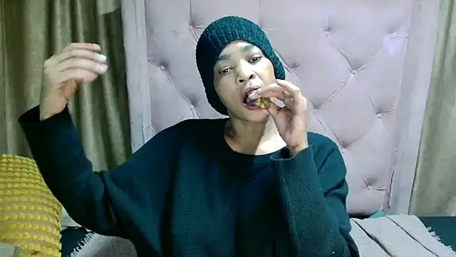Snapshot of AFRICANGODDESSXXX chatting on 04-26-26, 09:23 AFRICANGODDESSXXX online show from 04-26-26, 09:23