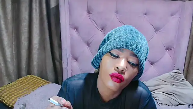 Snapshot of AFRICANGODDESSXXX chatting on 06-11-26, 10:30 AFRICANGODDESSXXX online show from 06-11-26, 10:30