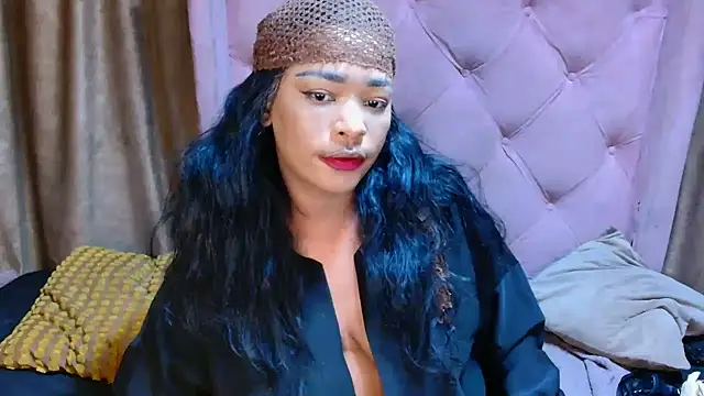 Snapshot of AFRICANGODDESSXXX chatting on 07-12-26, 09:28 AFRICANGODDESSXXX online show from 07-12-26, 09:28
