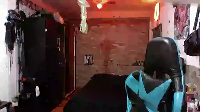 AngelaQueen  online show from 11-25-25, 06:19