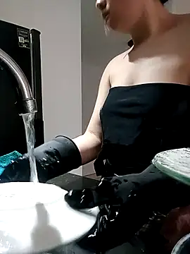 Snapshot of alix692 chatting on 11-18-25, 07:40 alix692 online show from 11-18-25, 07:40