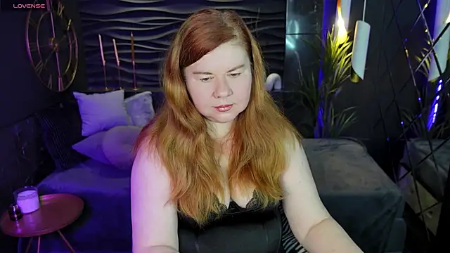 Mrs Emilia online show from 12-08-24, 03:32