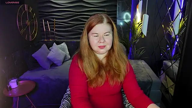 Mrs Emilia online show from 12-14-24, 03:51