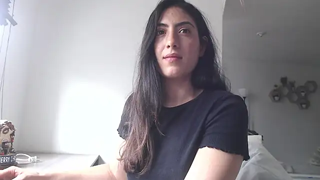 MIYESSI online show from 03-24-26, 04:45