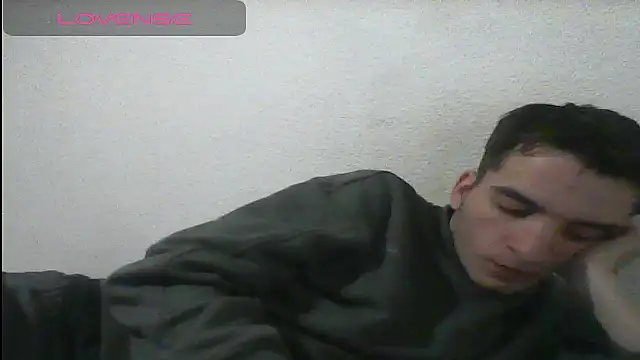 Snapshot of Tombgy07 chatting on 02-08-25, 08:53 Tombgy07 online show from 02-08-25, 08:53