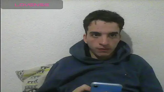 Snapshot of Tombgy07 chatting on 03-02-25, 09:22 Tombgy07 online show from 03-02-25, 09:22