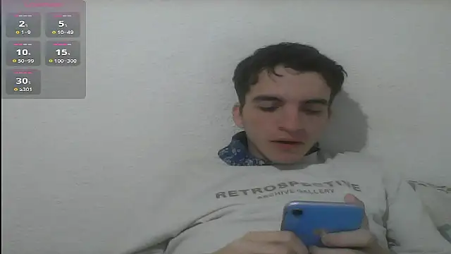 Snapshot of Tombgy07 chatting on 03-16-25, 08:43 Tombgy07 online show from 03-16-25, 08:43