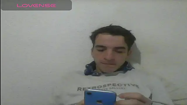 Snapshot of Tombgy07 chatting on 03-17-25, 08:30 Tombgy07 online show from 03-17-25, 08:30