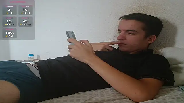 Snapshot of Tombgy07 chatting on 09-24-25, 10:51 Tombgy07 online show from 09-24-25, 10:51