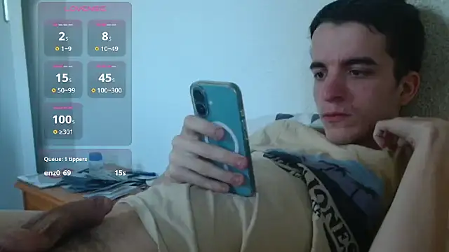 Tombgy07 online show from 04-17-26, 04:43