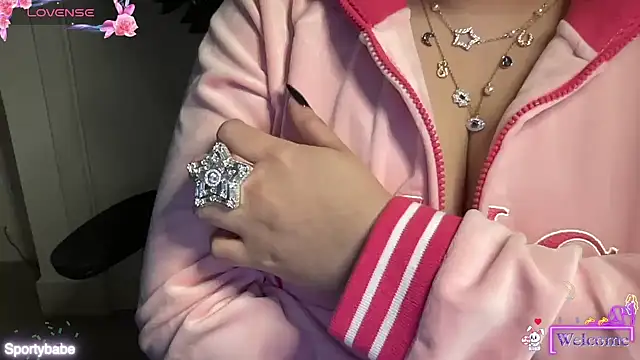 Snapshot of Sportybabe chatting on 12-17-24, 10:22 Sportybabe online show from 12-17-24, 10:22