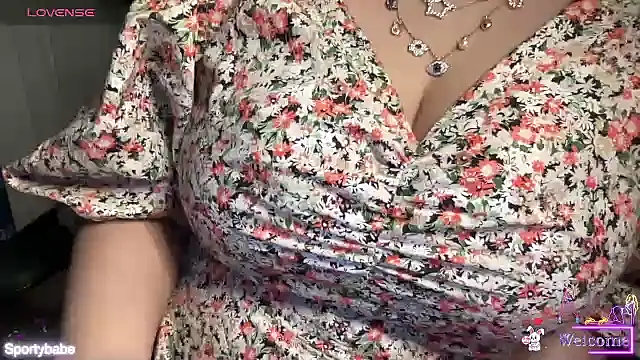 Snapshot of Sportybabe chatting on 01-04-25, 11:06 Sportybabe online show from 01-04-25, 11:06