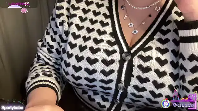 Snapshot of Sportybabe chatting on 03-06-25, 05:33 Sportybabe online show from 03-06-25, 05:33