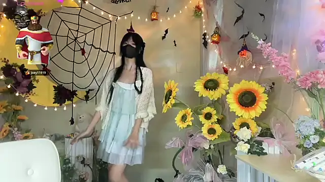 Your-Sunshine online show from 10-25-25, 05:15