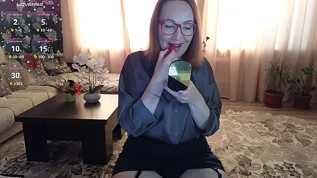 Snapshot of LybovNTV chatting on 02-10-25, 04:30 LybovNTV online show from 02-10-25, 04:30