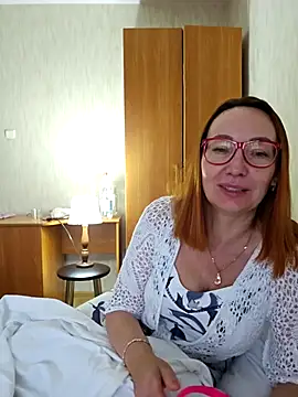 Snapshot of LybovNTV chatting on 09-23-25, 03:20 LybovNTV online show from 09-23-25, 03:20