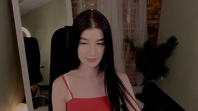 LauraCoy online show from 12-25-24, 12:05