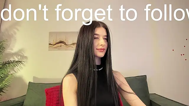 LauraCoy online show from 02-16-25, 08:22