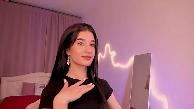 Snapshot of LauraCoy chatting on 07-08-26, 08:24 LauraCoy online show from 07-08-26, 08:24