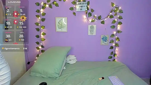 charlottte queen online show from 02-11-25, 09:14