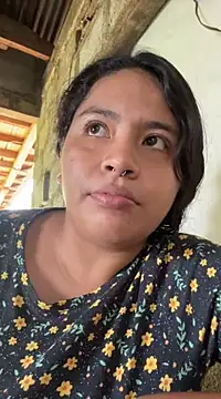 Snapshot of moncerrat_luna chatting on 12-10-24, 06:17 moncerrat luna online show from 12-10-24, 06:17