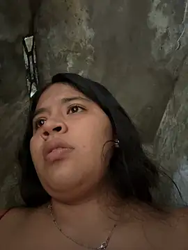 Snapshot of moncerrat_luna chatting on 02-03-25, 03:49 moncerrat luna online show from 02-03-25, 03:49