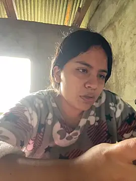 Snapshot of moncerrat_luna chatting on 02-21-25, 03:21 moncerrat luna online show from 02-21-25, 03:21