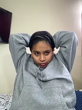 Snapshot of moncerrat_luna chatting on 10-11-25, 09:13 moncerrat luna online show from 10-11-25, 09:13