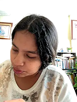 Snapshot of moncerrat_luna chatting on 10-15-25, 10:10 moncerrat luna online show from 10-15-25, 10:10